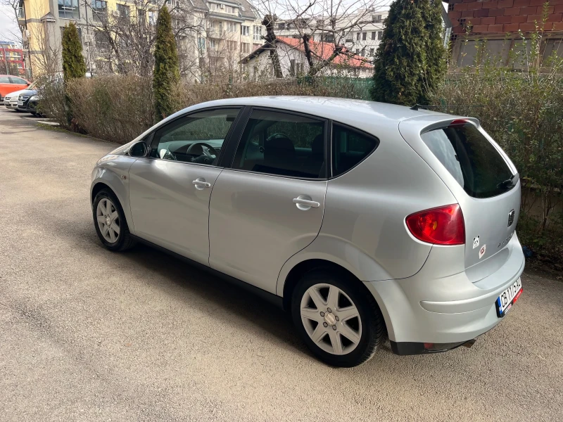 Seat Altea 1.6 ГАЗ, снимка 2 - Автомобили и джипове - 48838687