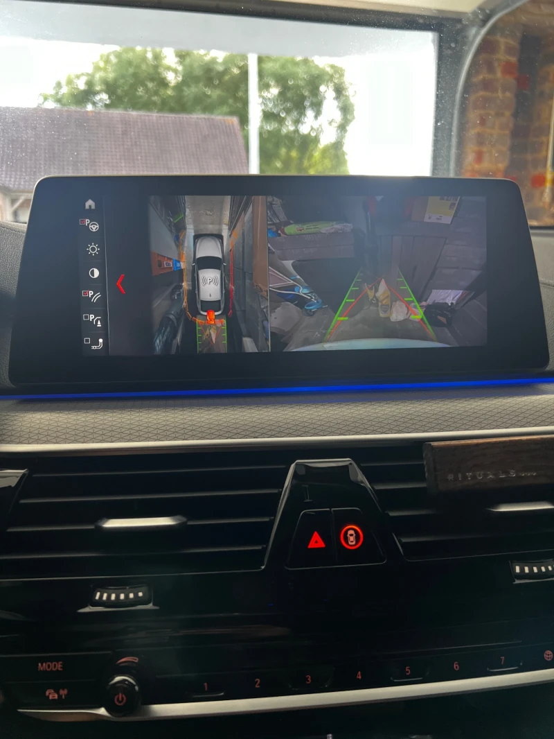 BMW 6 GT 3.0d M-SPORTPAKKET  FULL LED/MASSAGE/HUD/360/PANO, снимка 6 - Автомобили и джипове - 52568733