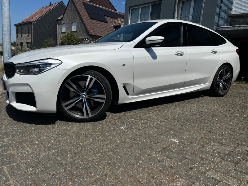 BMW 6 GT 3.0d M-SPORTPAKKET  FULL LED/MASSAGE/HUD/360/PANO, снимка 16 - Автомобили и джипове - 52568733
