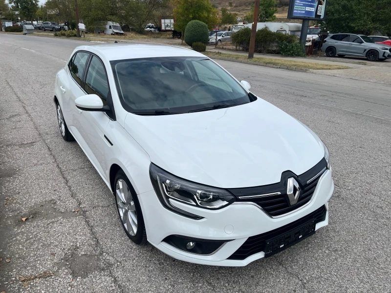 Renault Megane 1.5 DCI Avtomatik , снимка 7 - Автомобили и джипове - 51910125