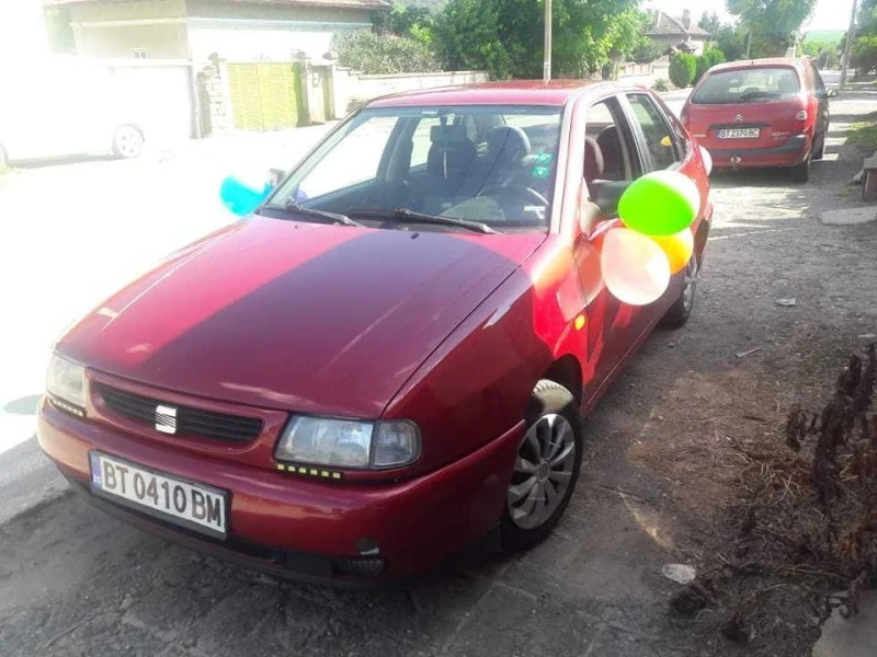 Seat Cordoba, снимка 3 - Автомобили и джипове - 52568974