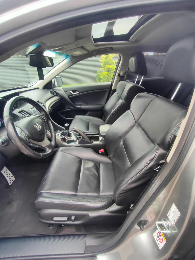 Honda Accord Executive, снимка 11 - Автомобили и джипове - 52043864