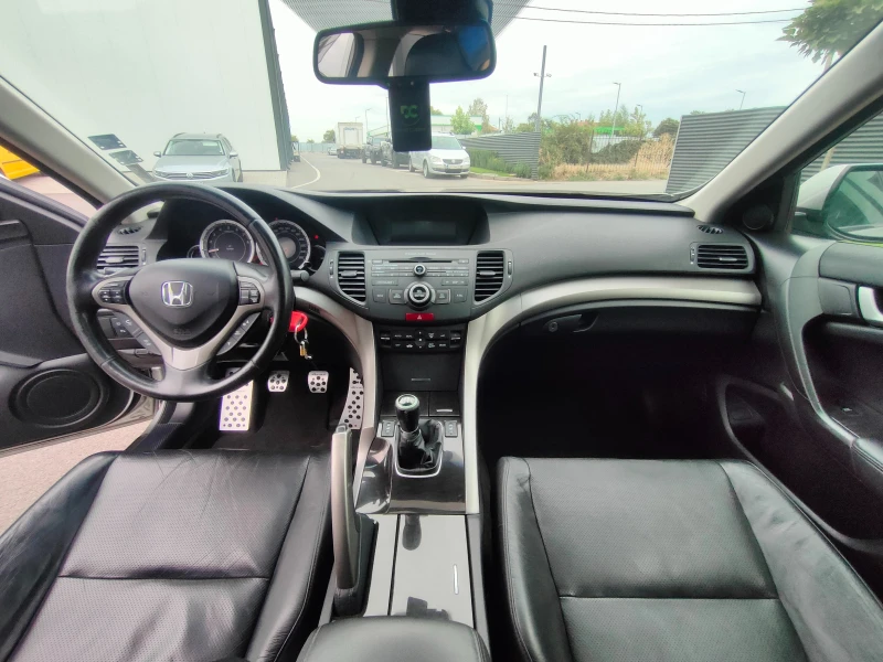 Honda Accord Executive, снимка 9 - Автомобили и джипове - 52043864