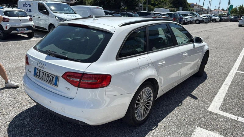 Audi A4 2.0 TDI AUTOMAT, снимка 3 - Автомобили и джипове - 52691361