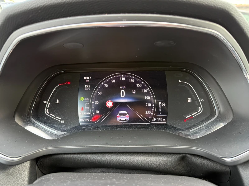 Renault Captur 1.3 Tce, снимка 12 - Автомобили и джипове - 53155785