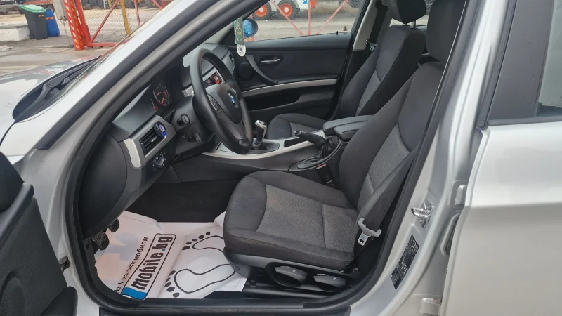 BMW 320, снимка 9 - Автомобили и джипове - 53275884