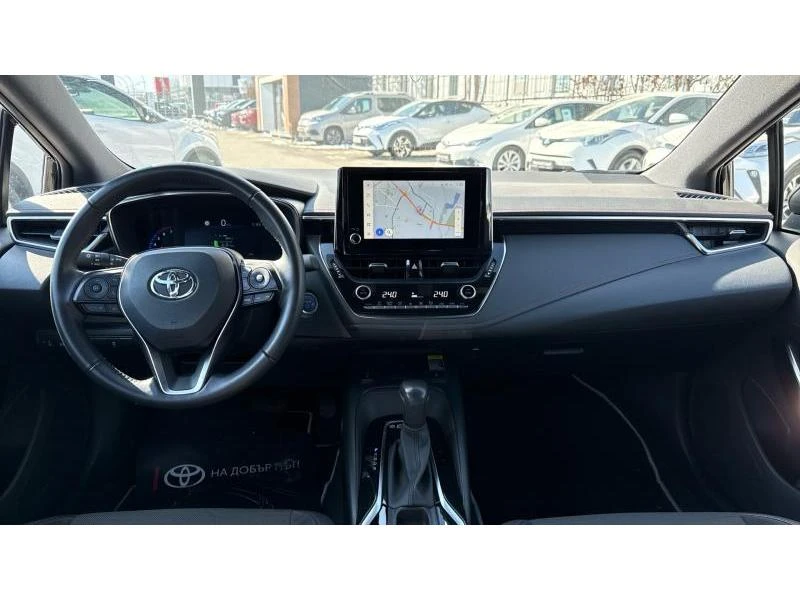 Toyota Corolla HB 1.8 HSD Premium, снимка 8 - Автомобили и джипове - 49266729