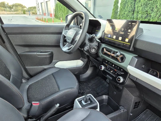 Dacia Spring 65к.с.28кв, снимка 9 - Автомобили и джипове - 56369362