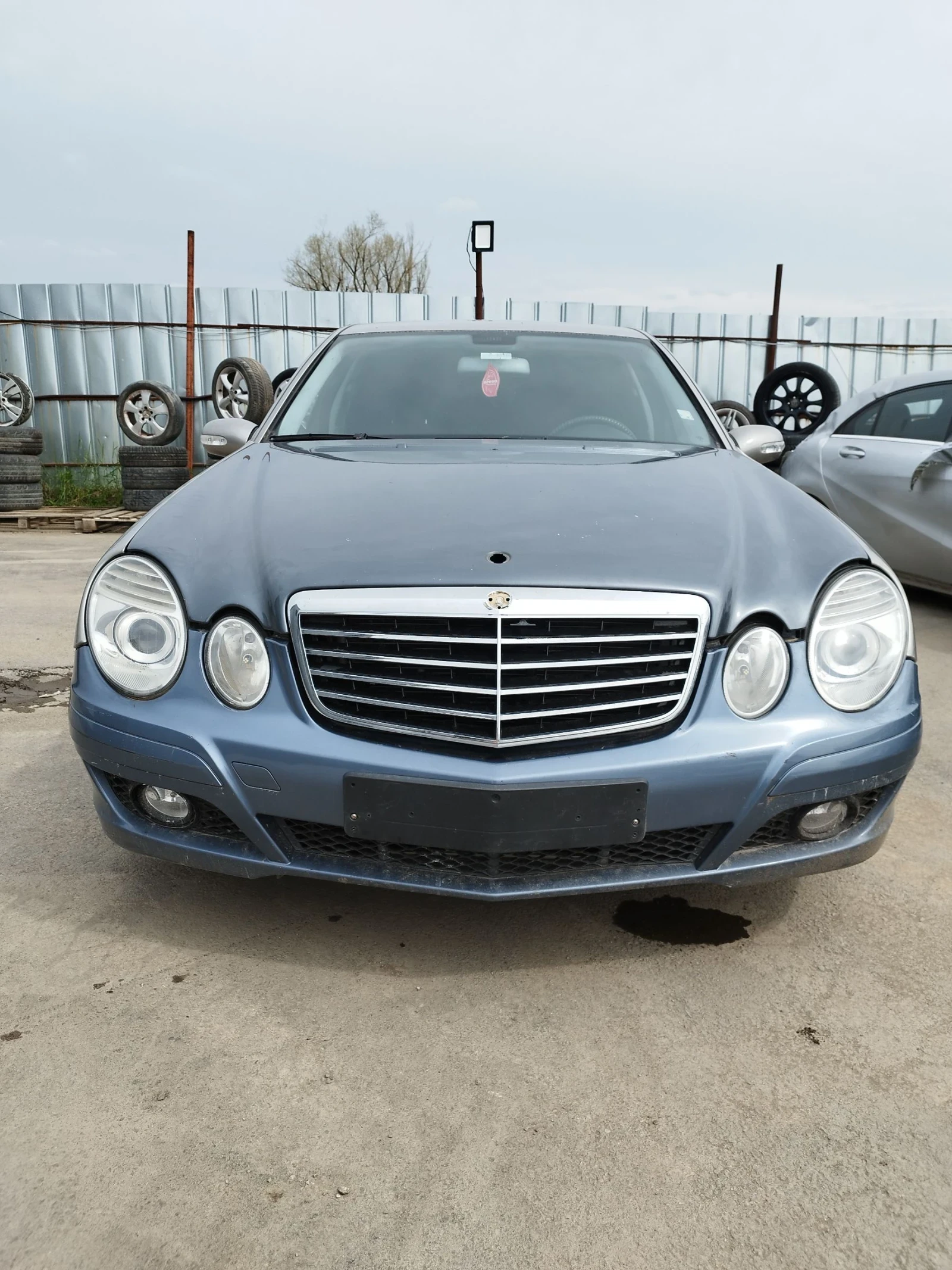 Mercedes-Benz E 320 648, снимка 1