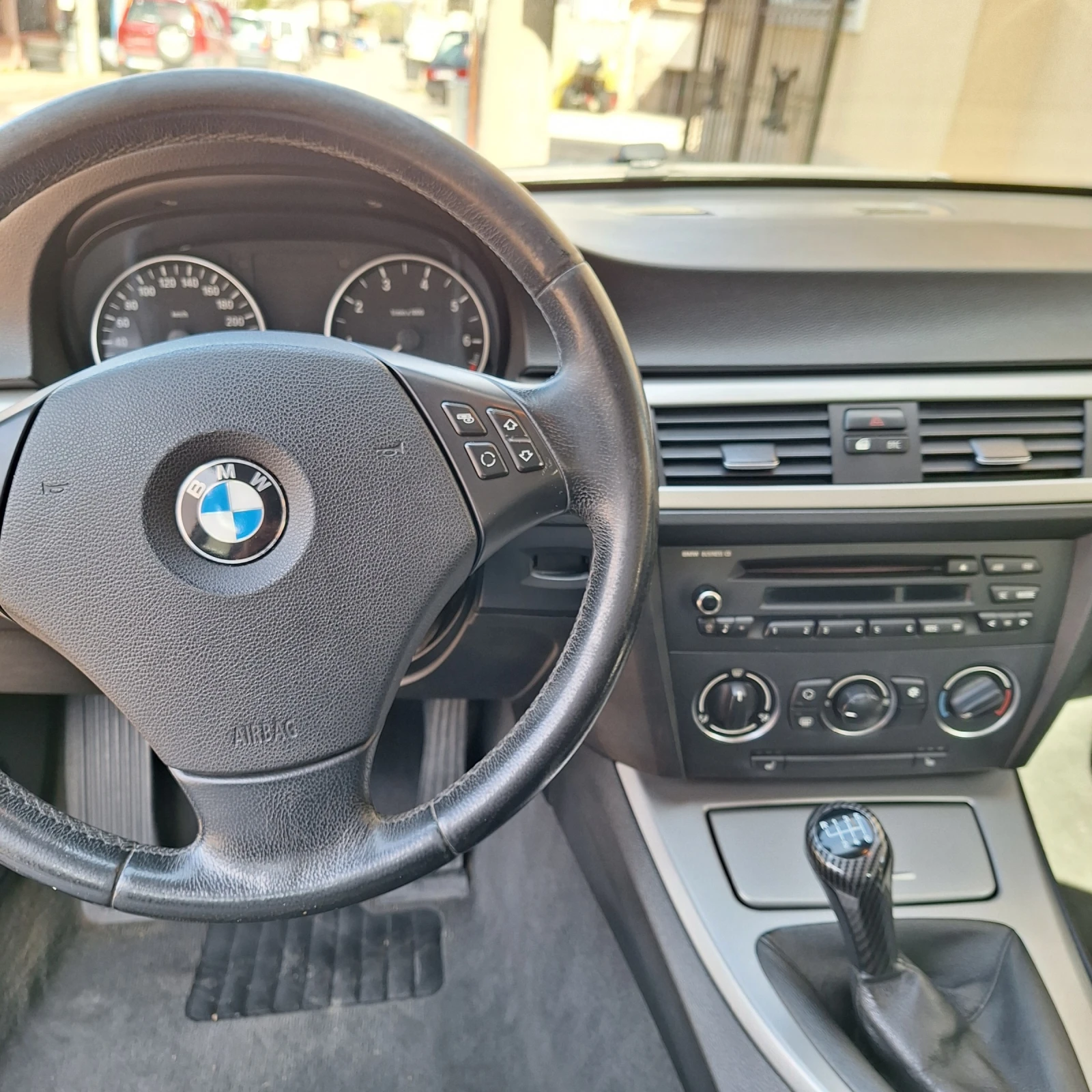 BMW 318  - изображение 7