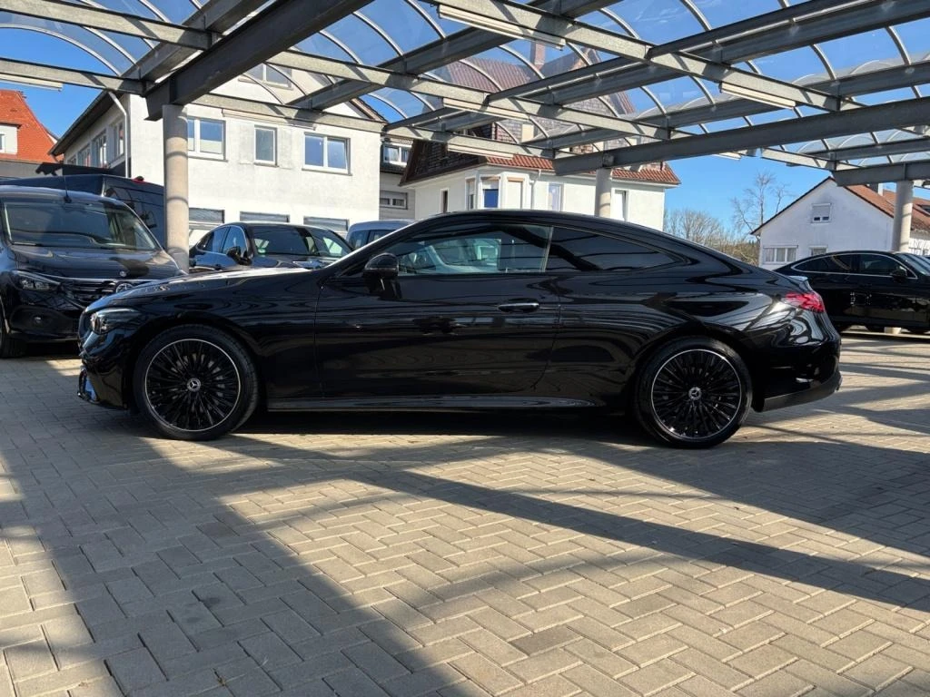 Mercedes-Benz CLE 300 AMG/4-MATIC/ NIGHT/PANO/ DIGITAL LIGHT/CAMERA/ - изображение 4