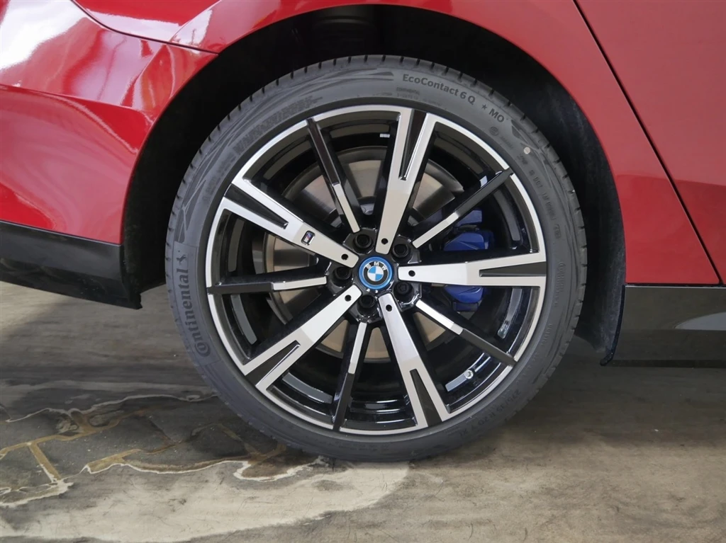 BMW 550 xDrive - изображение 5