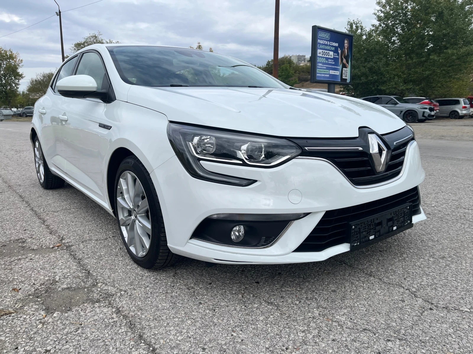 Renault Megane 1.5 DCI Avtomatik  - изображение 6