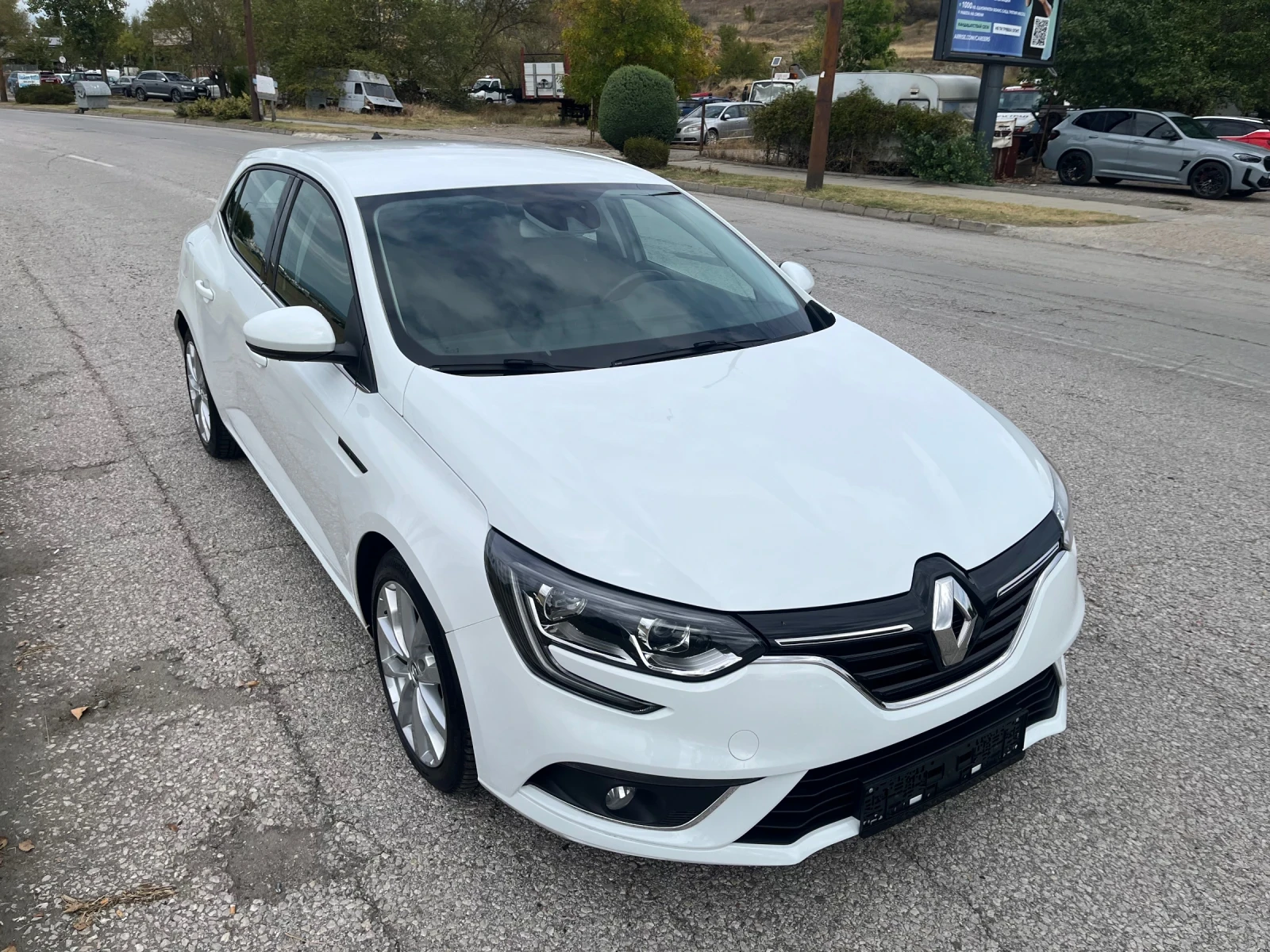 Renault Megane 1.5 DCI Avtomatik  - изображение 7