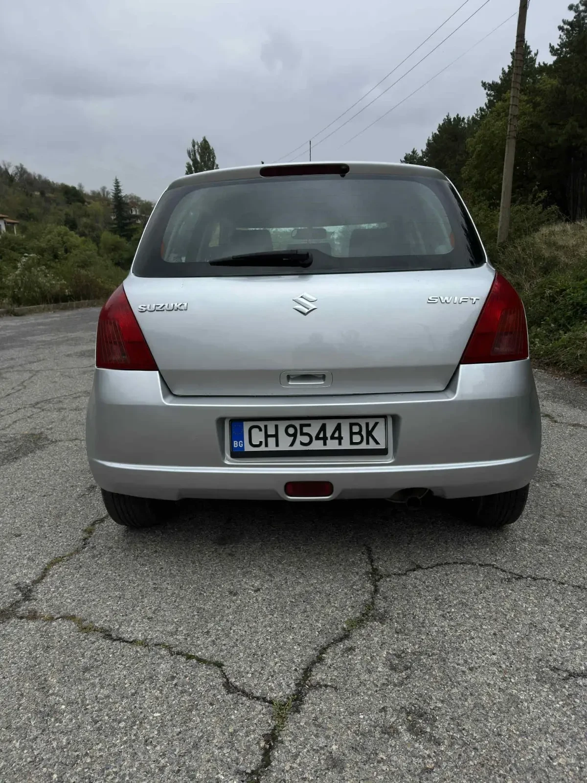 Suzuki Swift 1.3i - изображение 2