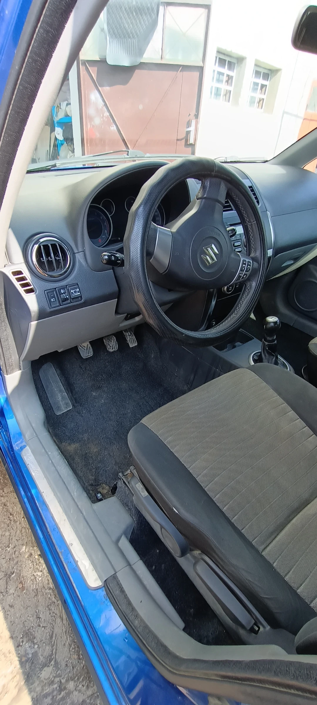 Suzuki SX4, снимка 9 - Автомобили и джипове - 53745199