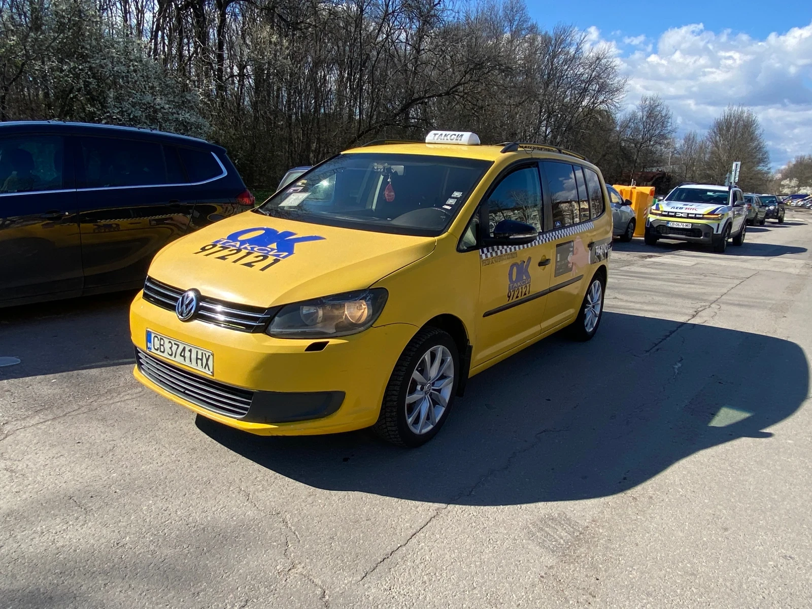 VW Touran, снимка 8 - Автомобили и джипове - 54099020