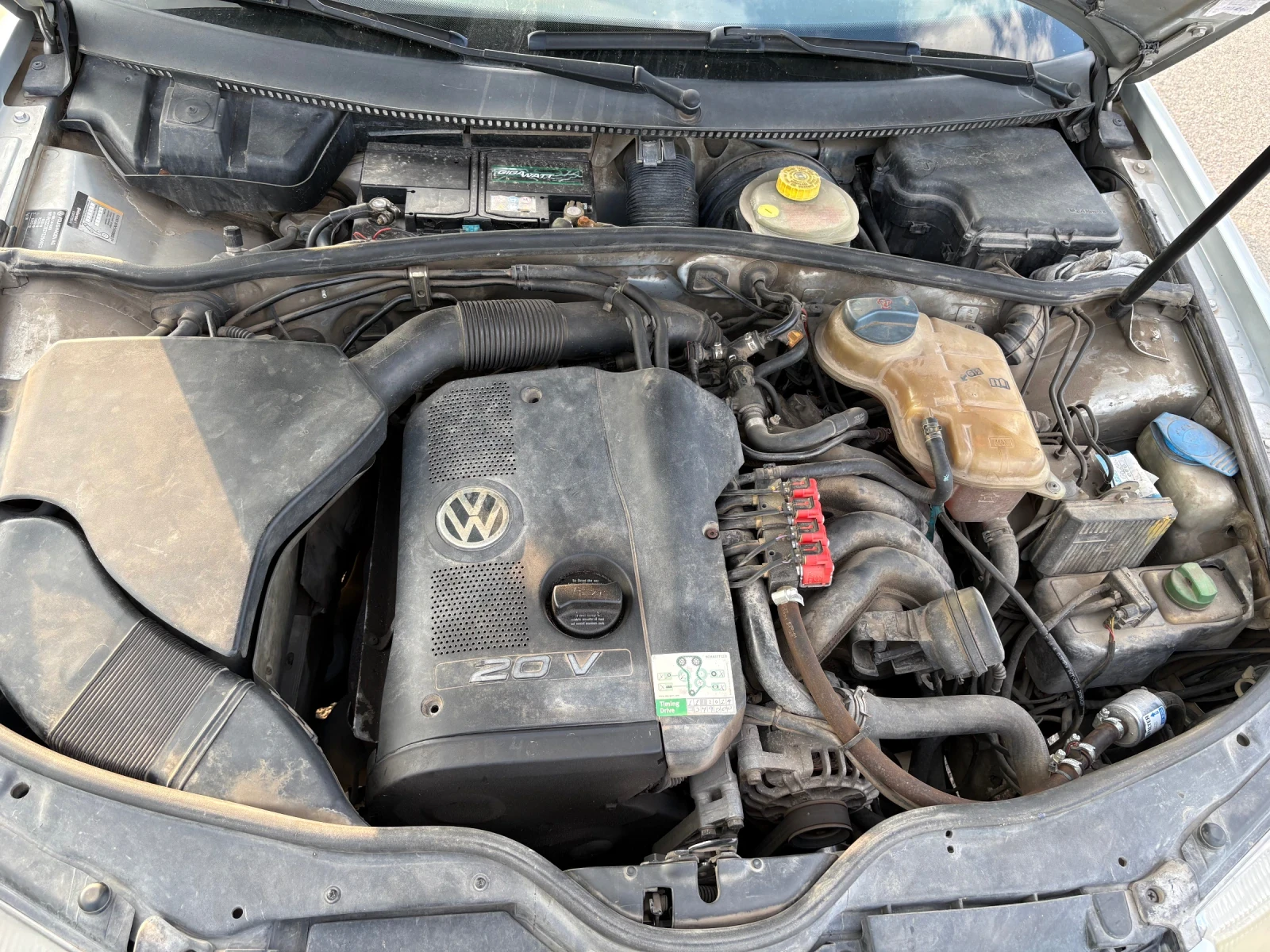 VW Passat, снимка 8 - Автомобили и джипове - 54240146