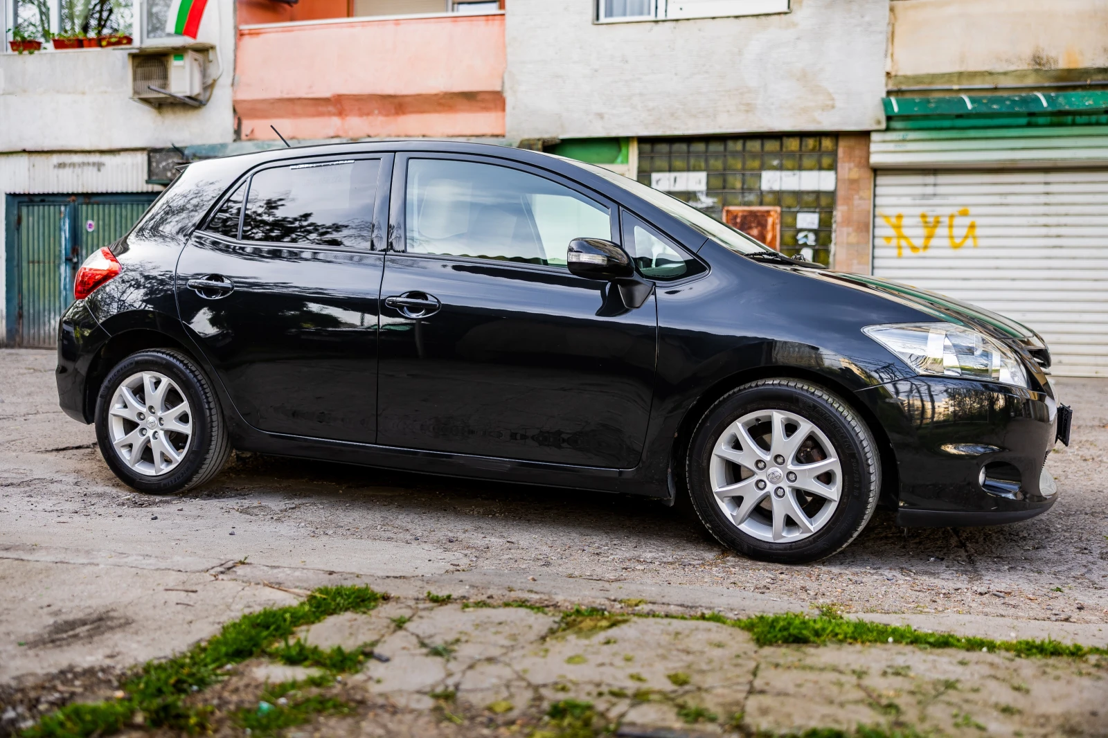 Toyota Auris, снимка 4 - Автомобили и джипове - 54254102