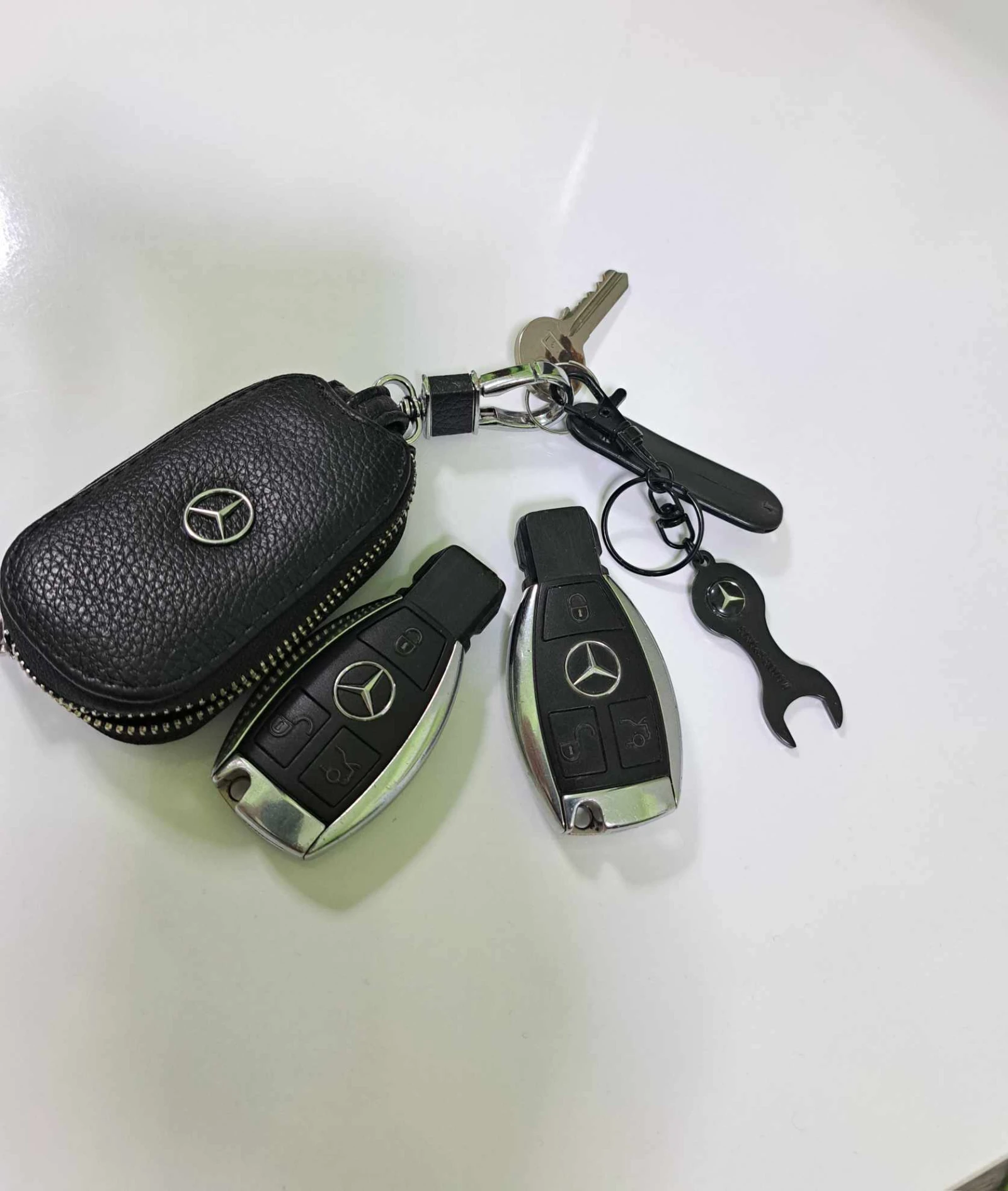 Mercedes-Benz C 220 AMG-Пакет, снимка 8 - Автомобили и джипове - 54280992