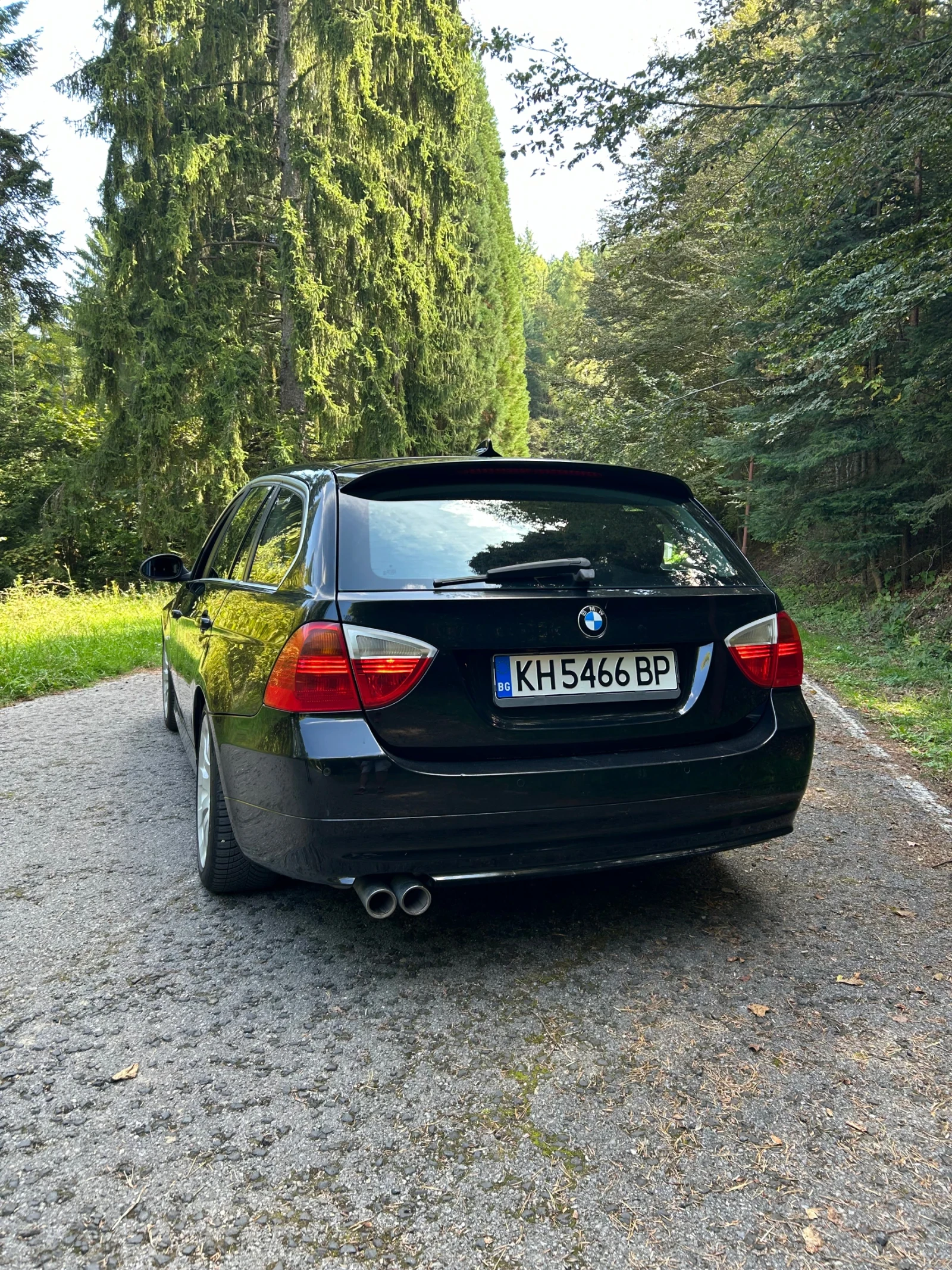 BMW 330 Навигация, кожен салон, снимка 3 - Автомобили и джипове - 54392326