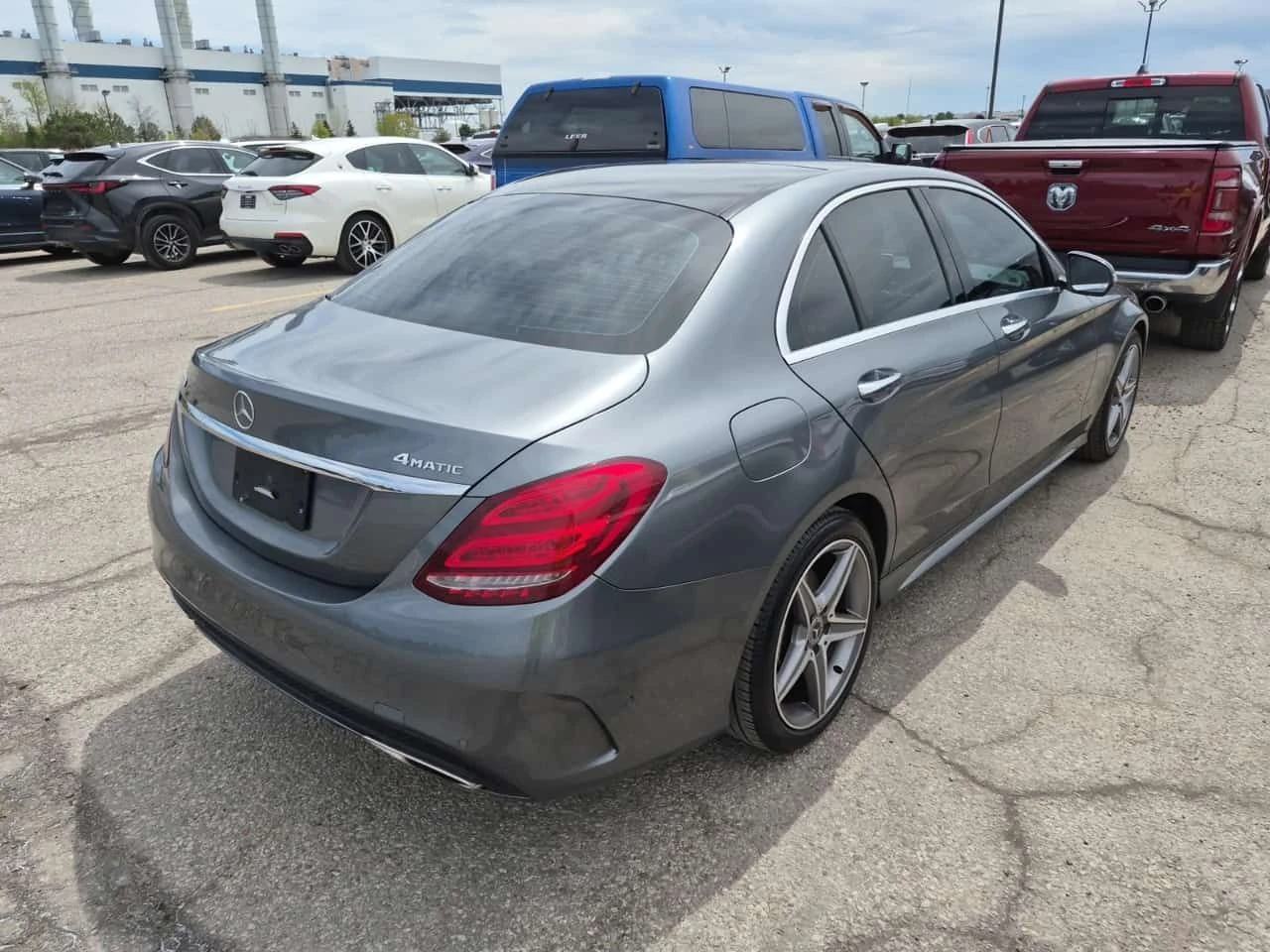 Mercedes-Benz C 300 CARFAX, снимка 3 - Автомобили и джипове - 54590043