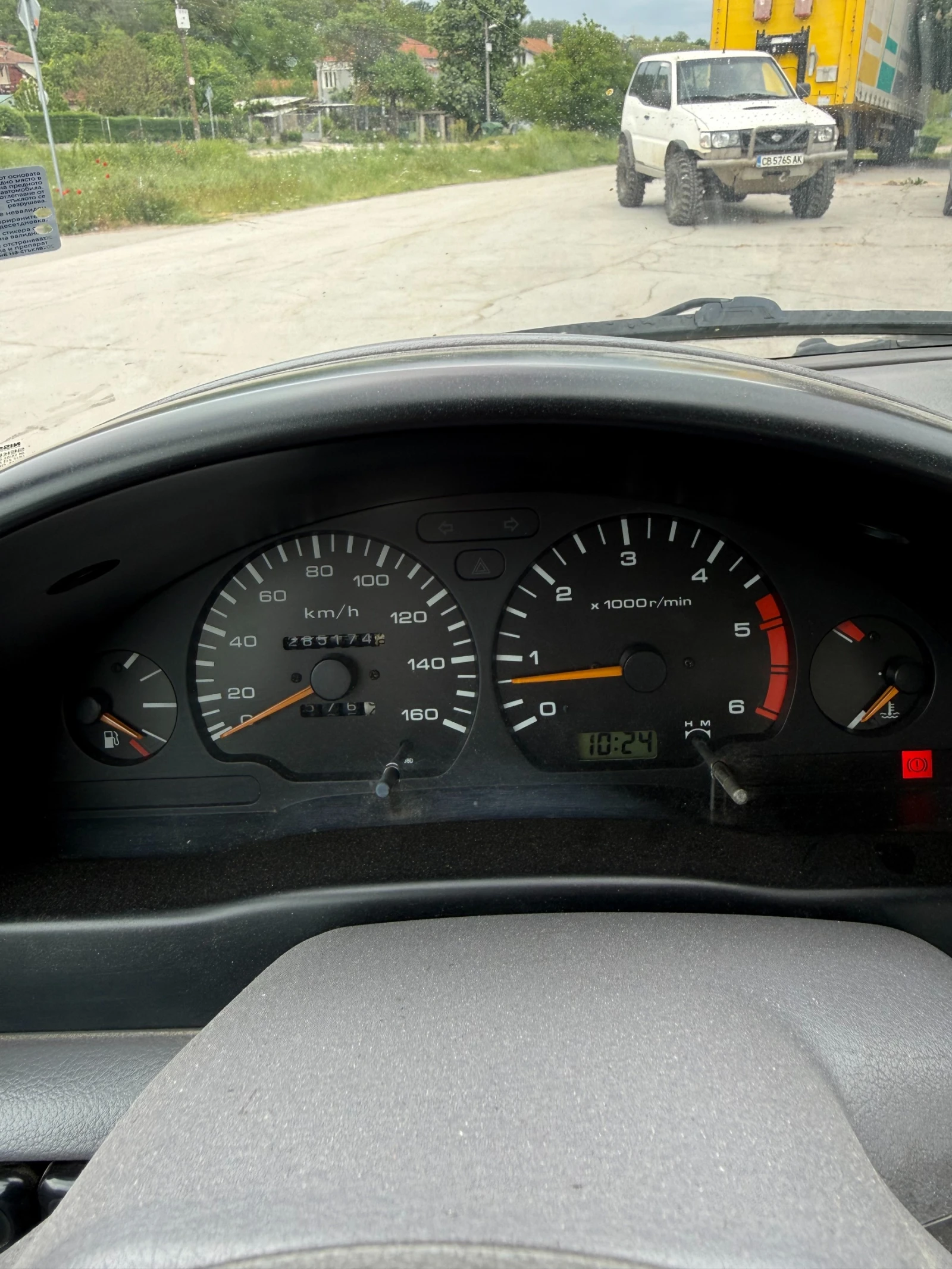 Nissan Serena, снимка 14 - Автомобили и джипове - 54631892