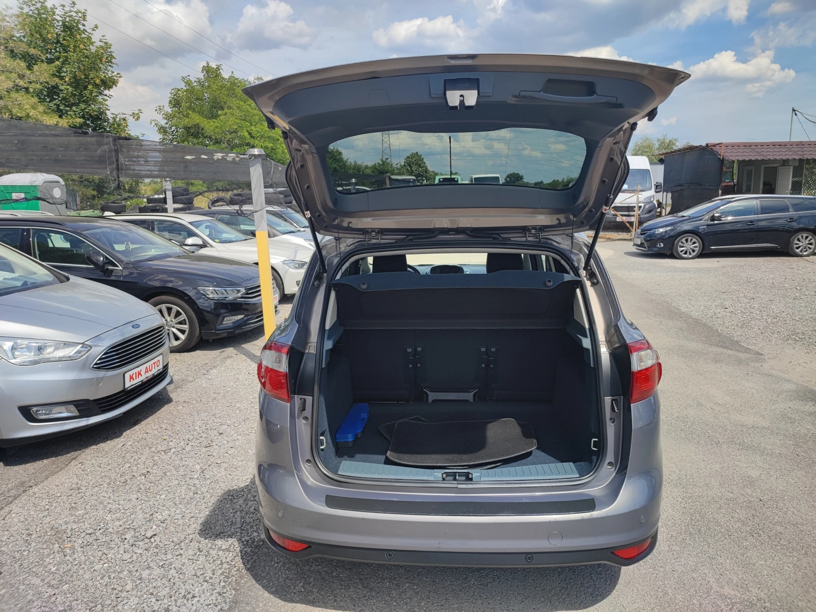 Ford C-max 1.6D-116ks-6sk-TITANIUM- ПАРКТРОНИК-, снимка 17 - Автомобили и джипове - 54821903