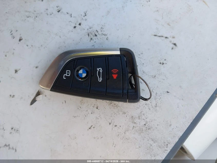 BMW 330 2.0l I, снимка 11 - Автомобили и джипове - 54831586