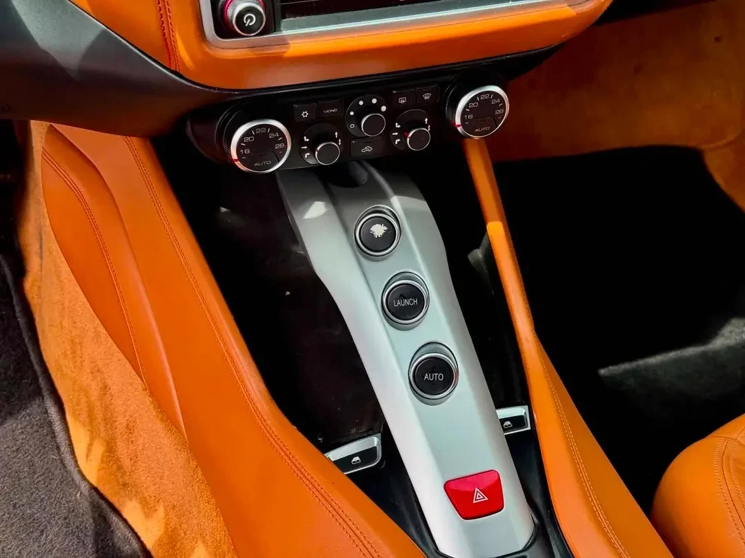 Ferrari California, снимка 2 - Автомобили и джипове - 54997110