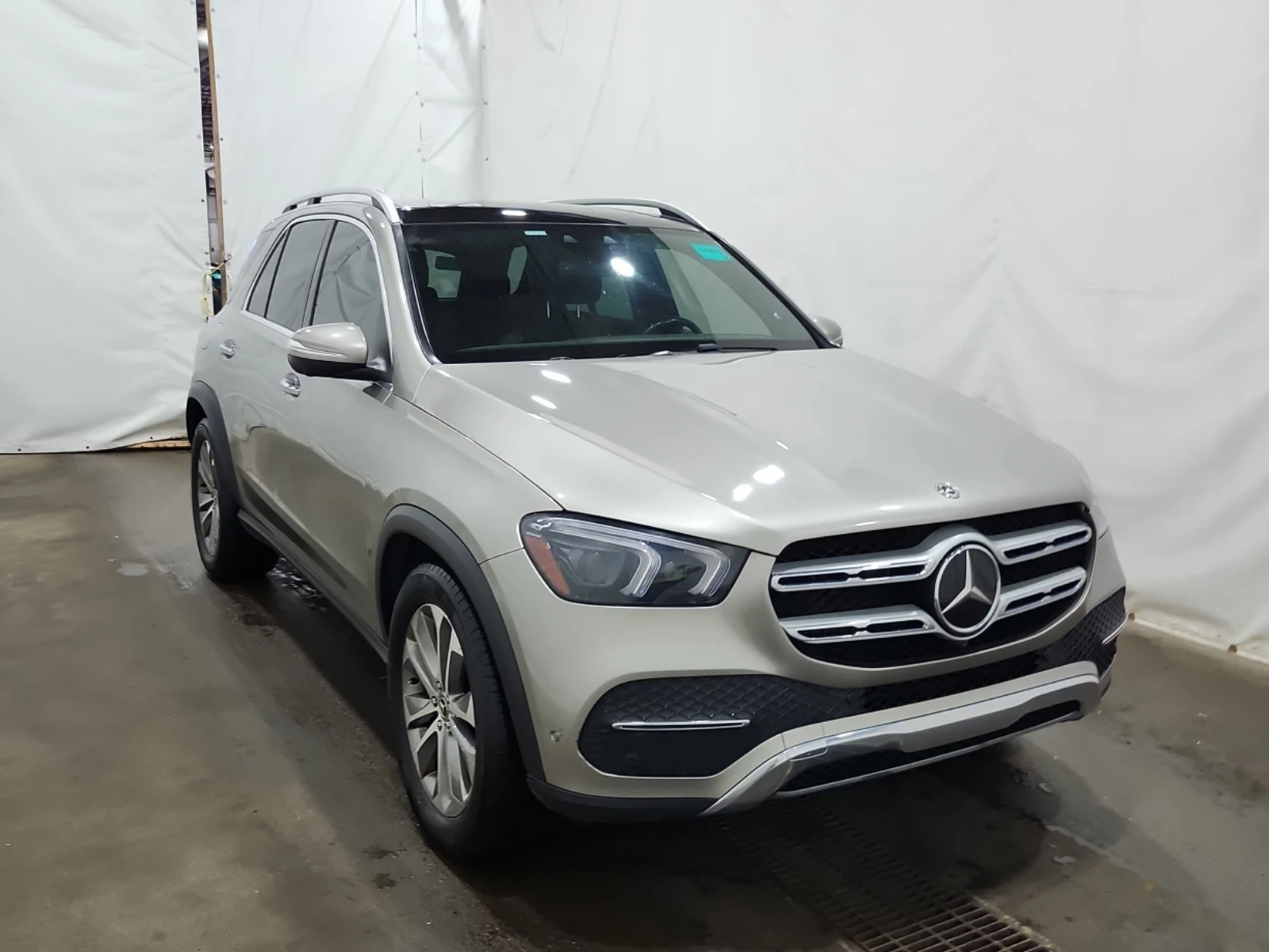 Mercedes-Benz GLE 450 ПАНОРАМА* ДИСТРОНИК* 360* CARFAX, снимка 2 - Автомобили и джипове - 55078415