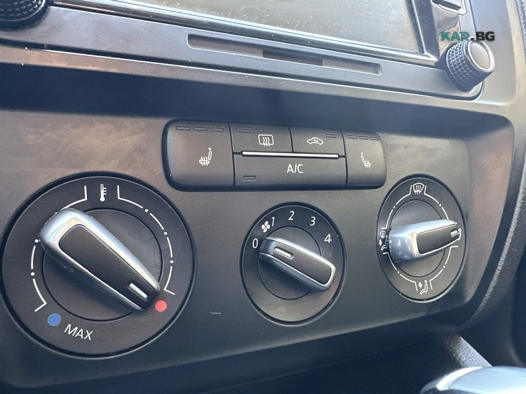 VW Jetta * COMFORTLINE* АвтоКредит * (ЦЕНА ДО БГ), снимка 14 - Автомобили и джипове - 55091053
