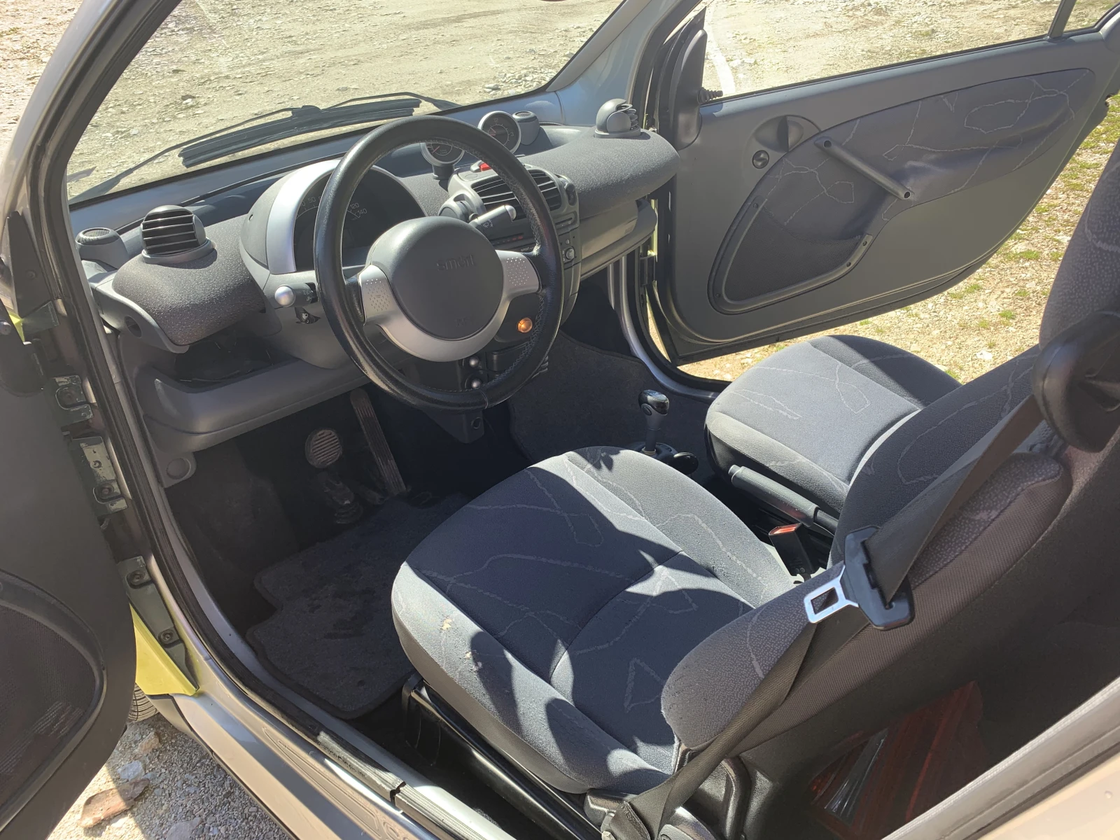 Smart Fortwo 0, 7 Cabrio, снимка 12 - Автомобили и джипове - 55102670