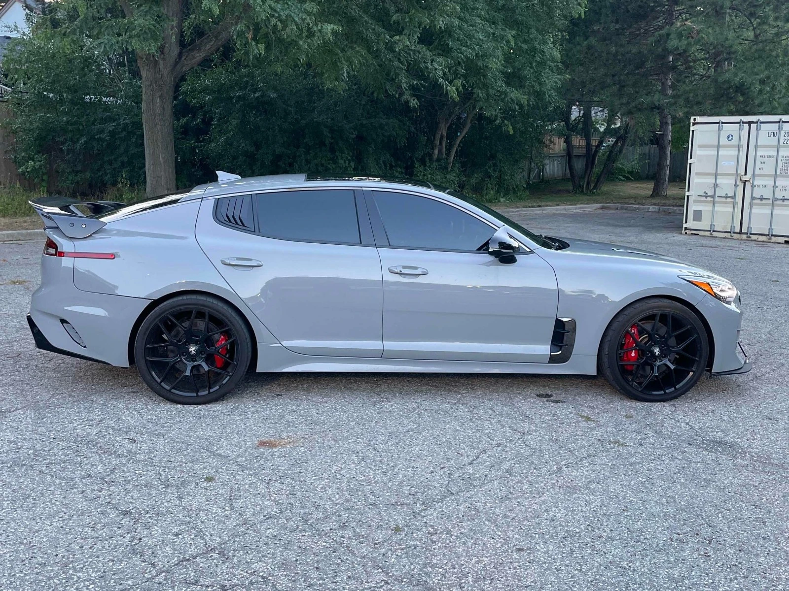 Kia Stinger GT Elite * HUD * 360 * АвтоКредит * (ЦЕНА ДО БГ), снимка 4 - Автомобили и джипове - 55495265