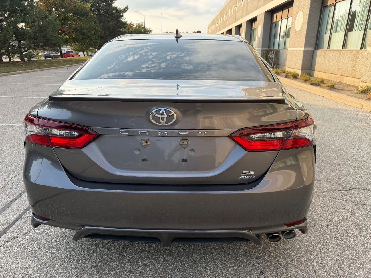 Toyota Camry * SE * CARFAX * ОПЦИЯ ЗА ФИНАНСИРАНЕ, снимка 4 - Автомобили и джипове - 55799929