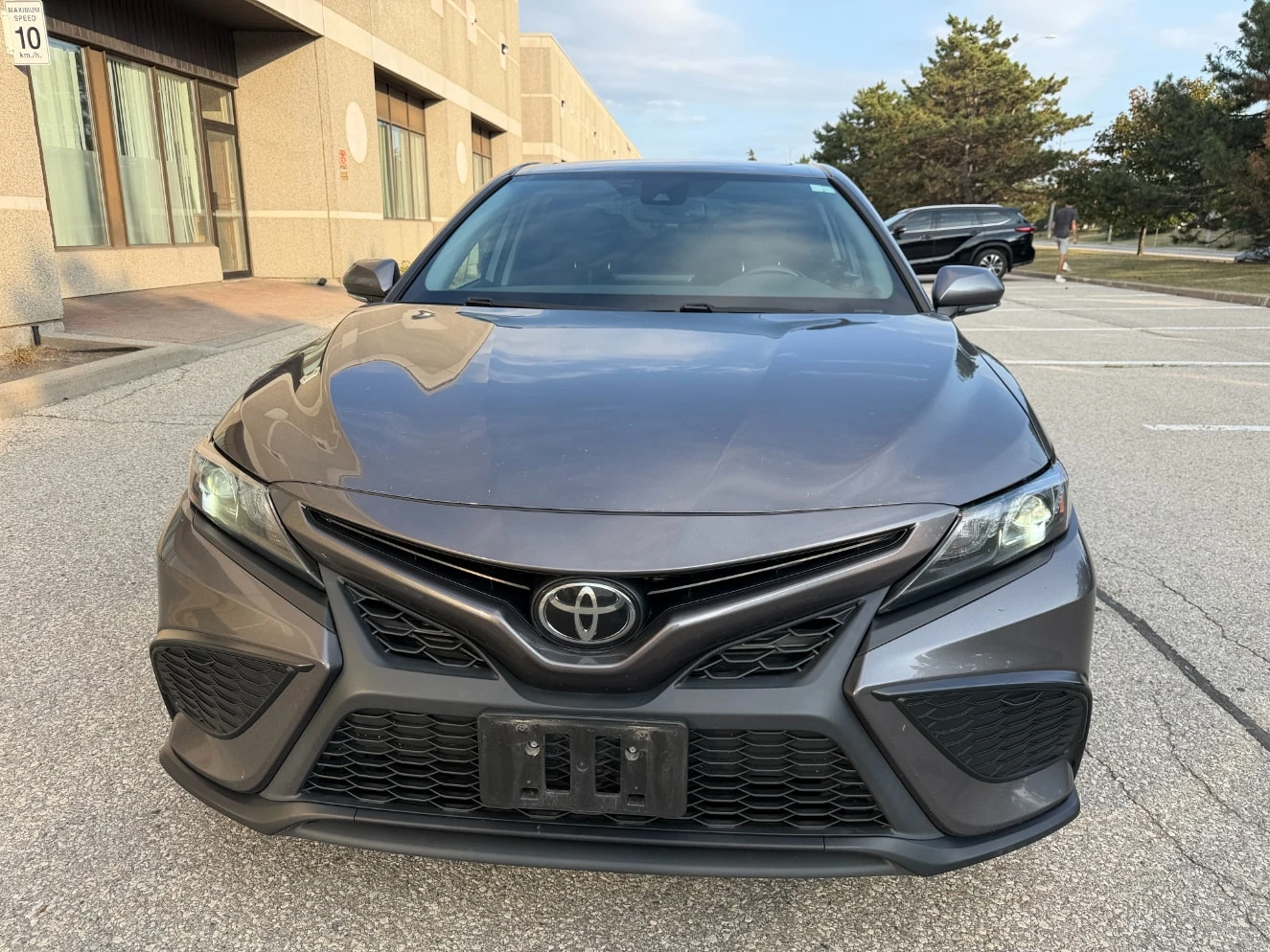 Toyota Camry * SE * CARFAX * ОПЦИЯ ЗА ФИНАНСИРАНЕ, снимка 6 - Автомобили и джипове - 55799929