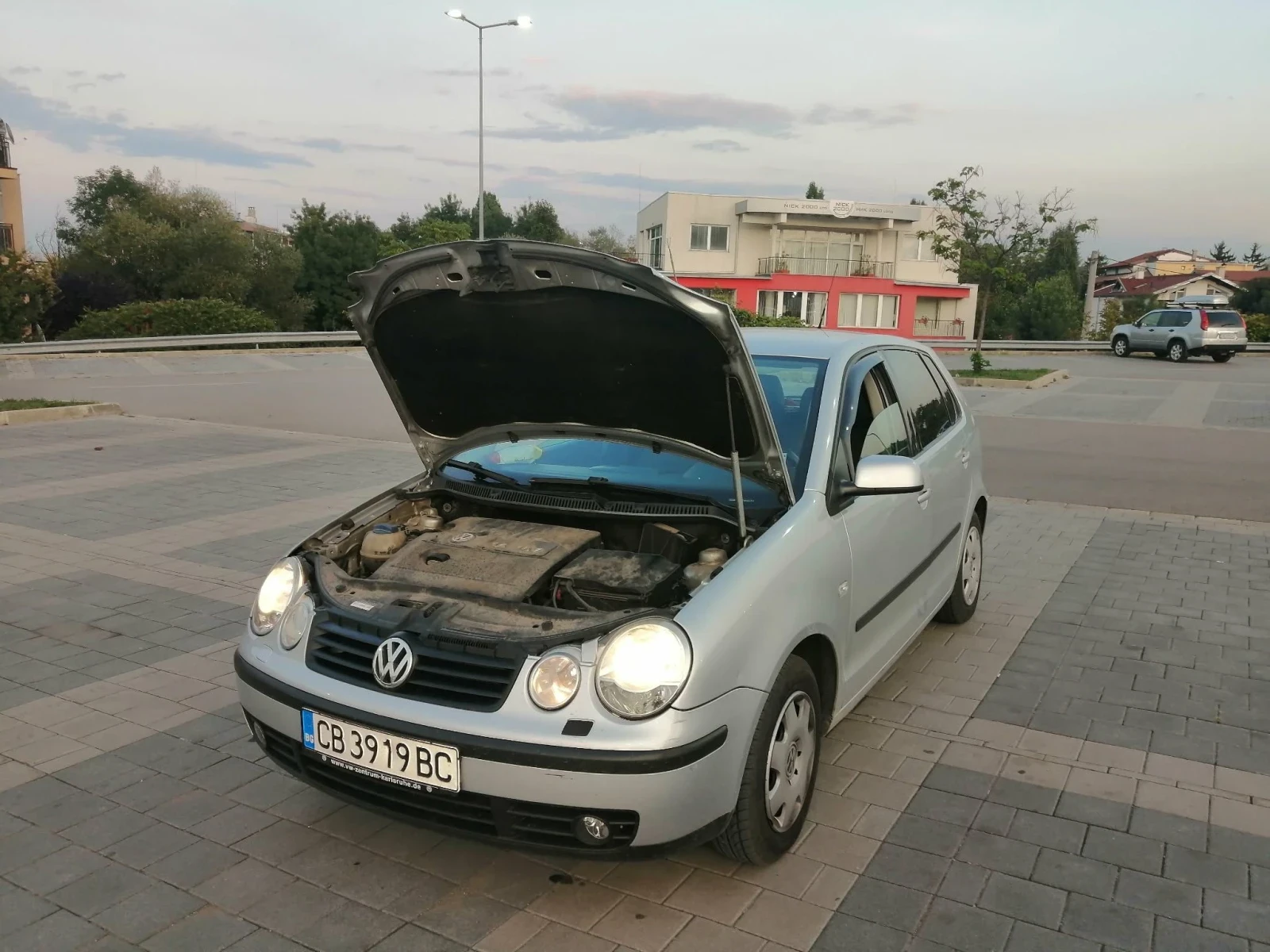 VW Polo 1.4 avtomatik, снимка 2 - Автомобили и джипове - 56062261
