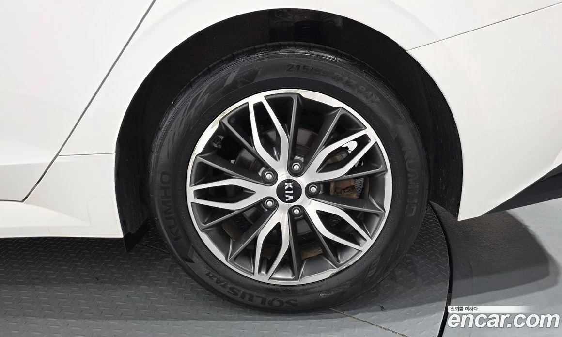 Kia K5 2.0 Prestige, снимка 7 - Автомобили и джипове - 56157291