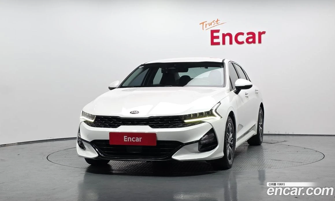 Kia K5 2.0 Prestige, снимка 3 - Автомобили и джипове - 56157291