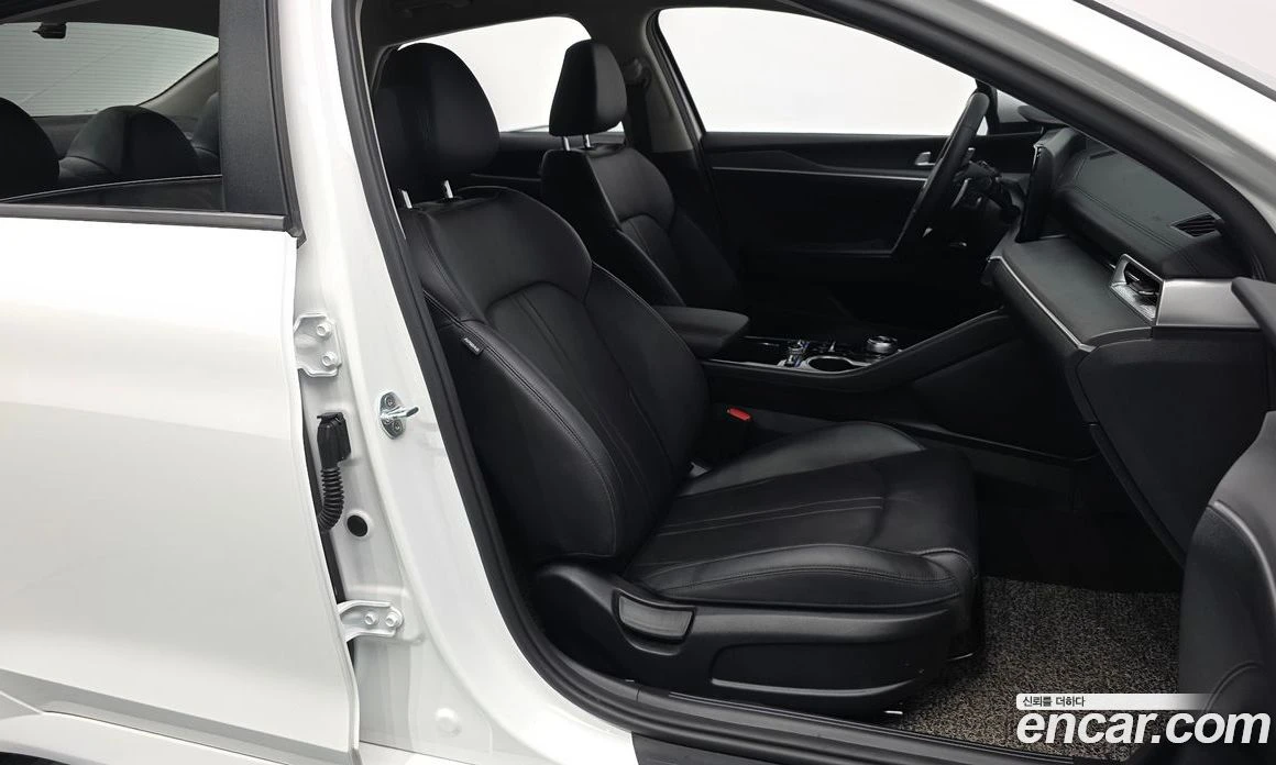 Kia K5 2.0 Prestige, снимка 17 - Автомобили и джипове - 56157291