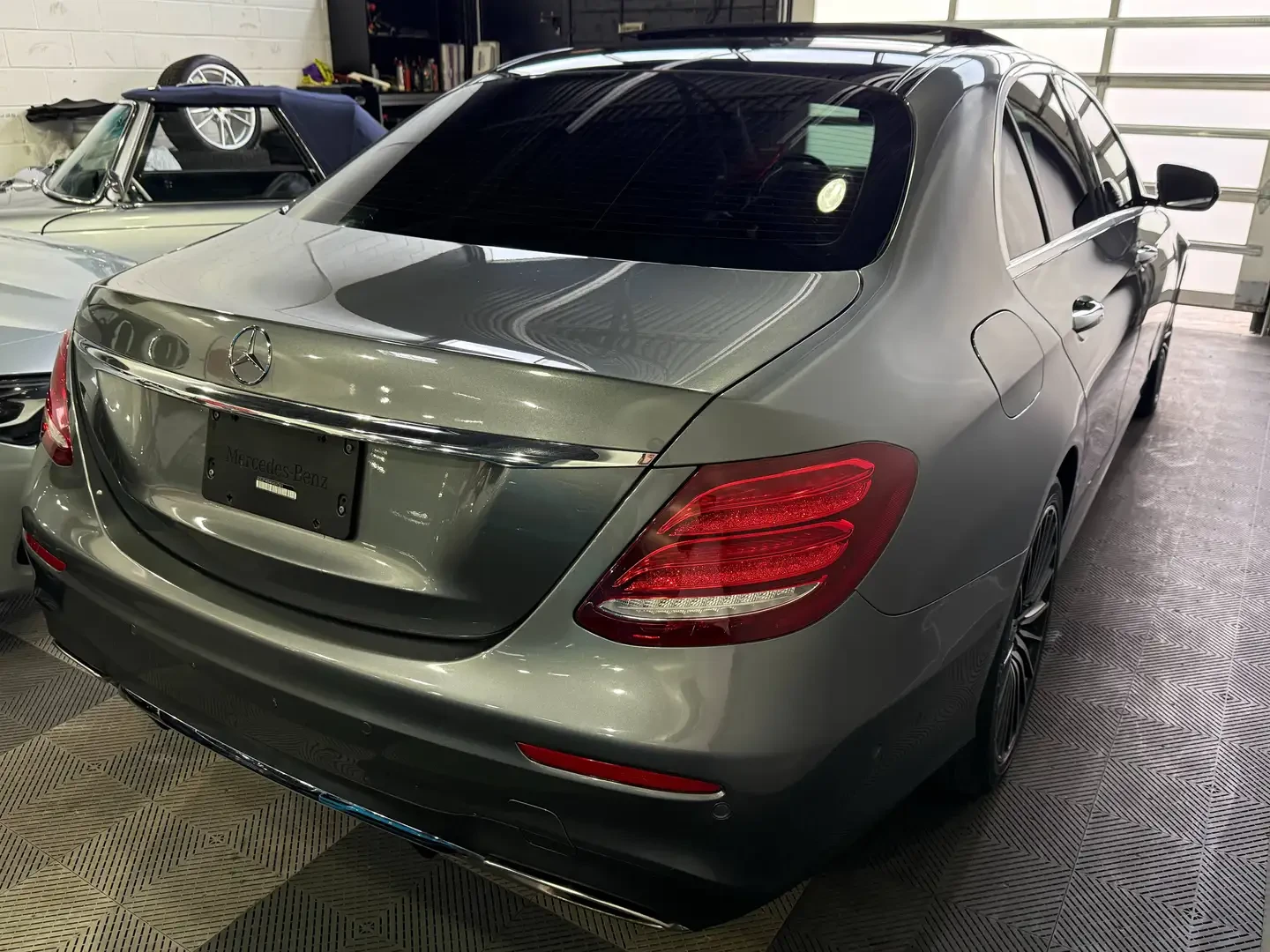 Mercedes-Benz E 300 AMG LINE/BURMESTER/������ ��� ������������/  | Mobile.bg � ����������� 4