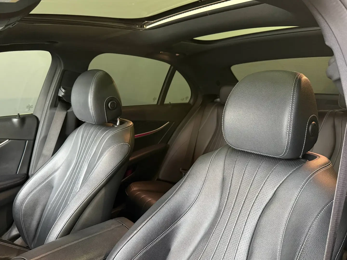 Mercedes-Benz E 300 AMG LINE/BURMESTER/������ ��� ������������/  | Mobile.bg � ����������� 14
