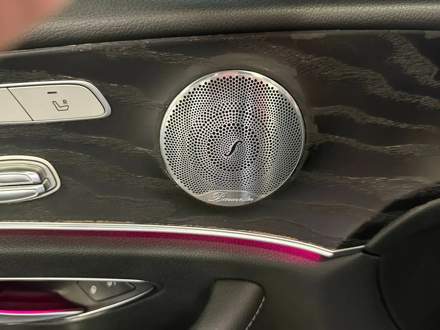 Mercedes-Benz E 300 AMG LINE/BURMESTER/������ ��� ������������/  | Mobile.bg � ����������� 17
