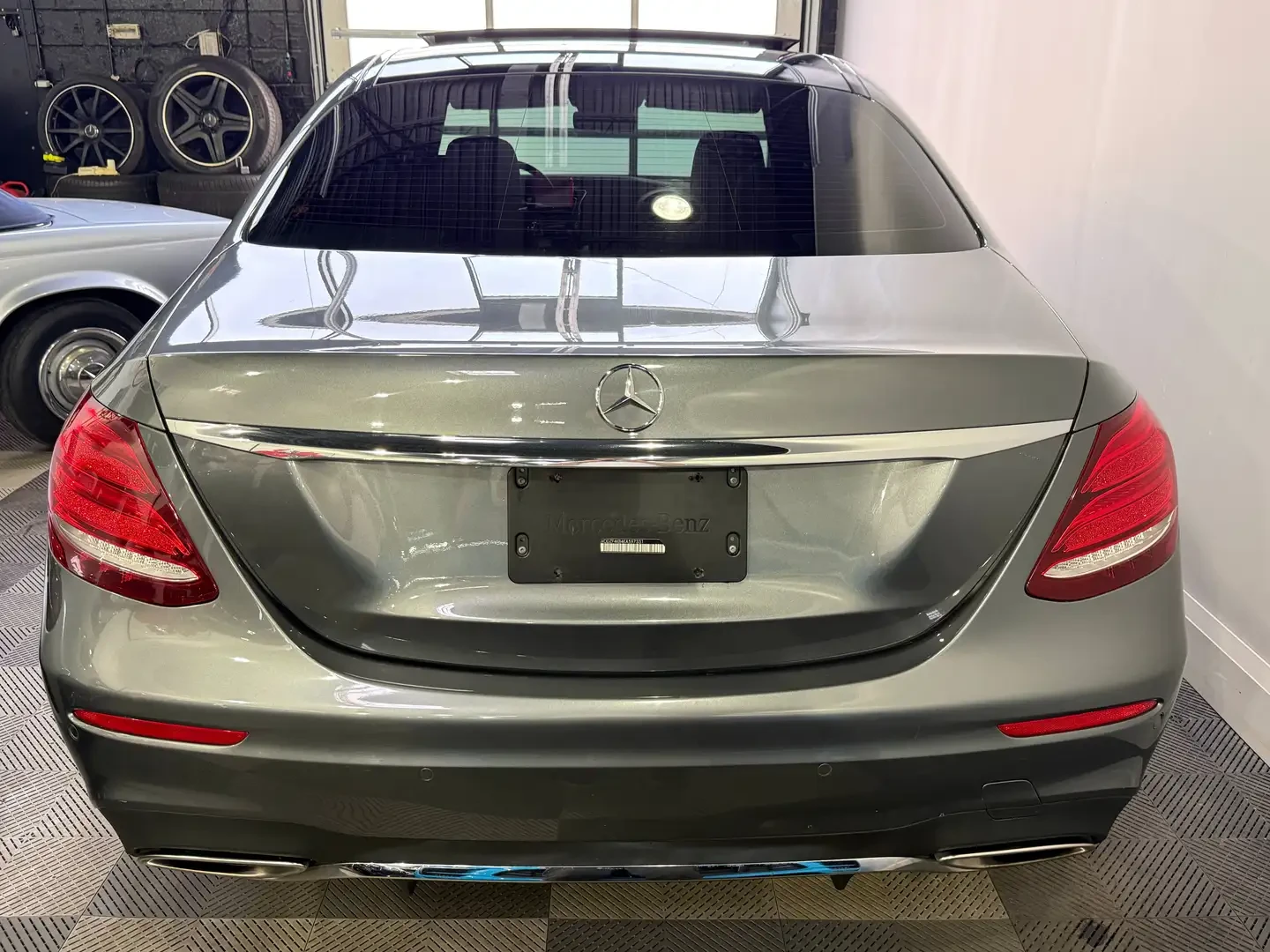 Mercedes-Benz E 300 AMG LINE/BURMESTER/������ ��� ������������/  | Mobile.bg � ����������� 5