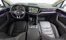 VW Touareg 3.0 TDI Prestige/ПОДГРЕВ/ПАНОРАМА/ОБДУХВАНЕ/КОЖА/ | Auto.bg — изображение 5