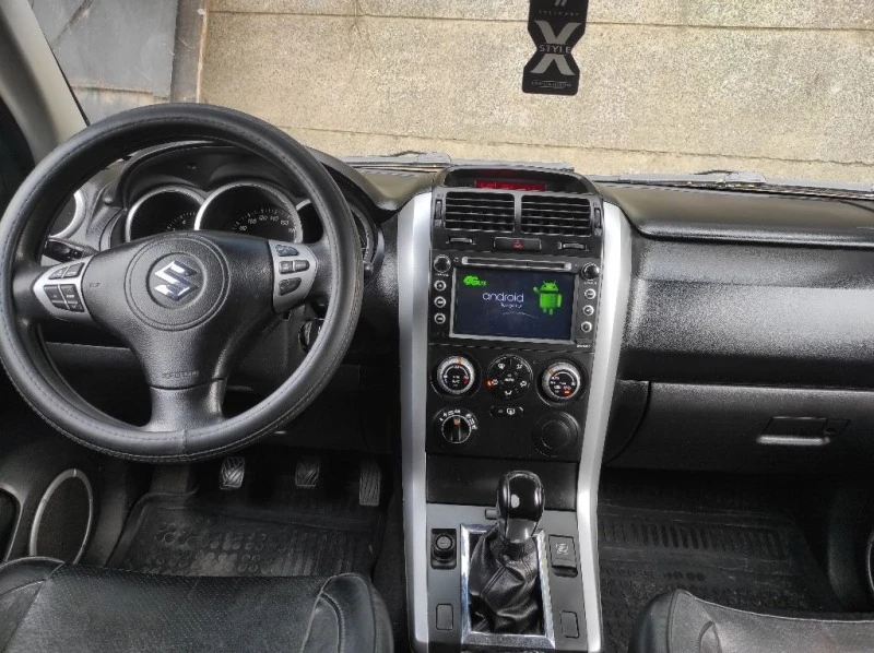 Suzuki Grand vitara, снимка 12 - Автомобили и джипове - 46330675