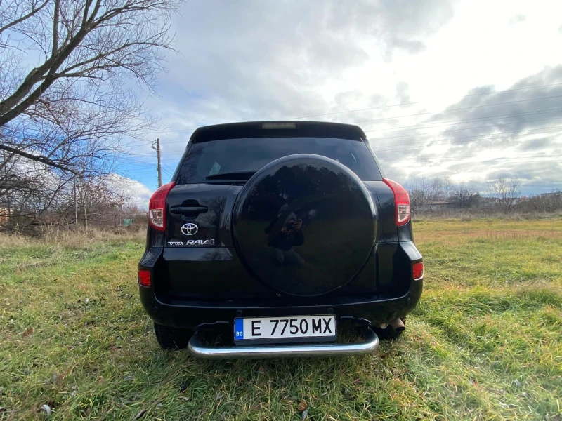 Toyota Rav4, снимка 12 - Автомобили и джипове - 48350689