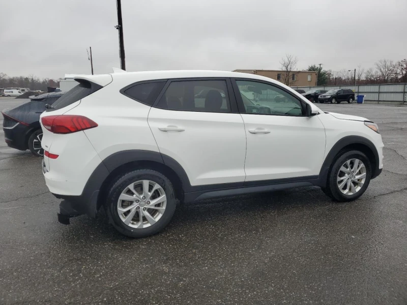 Hyundai Tucson, снимка 4 - Автомобили и джипове - 52493950