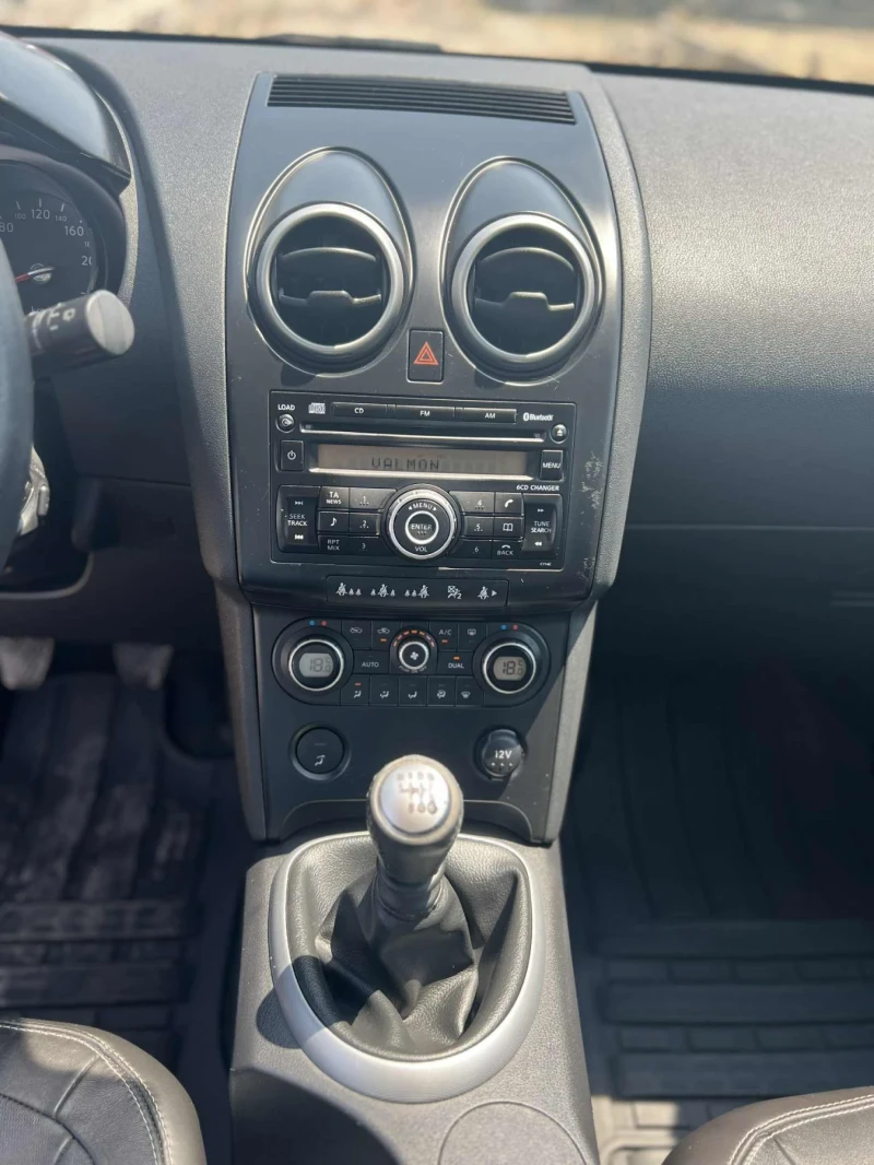 Nissan Qashqai, снимка 7 - Автомобили и джипове - 52497461