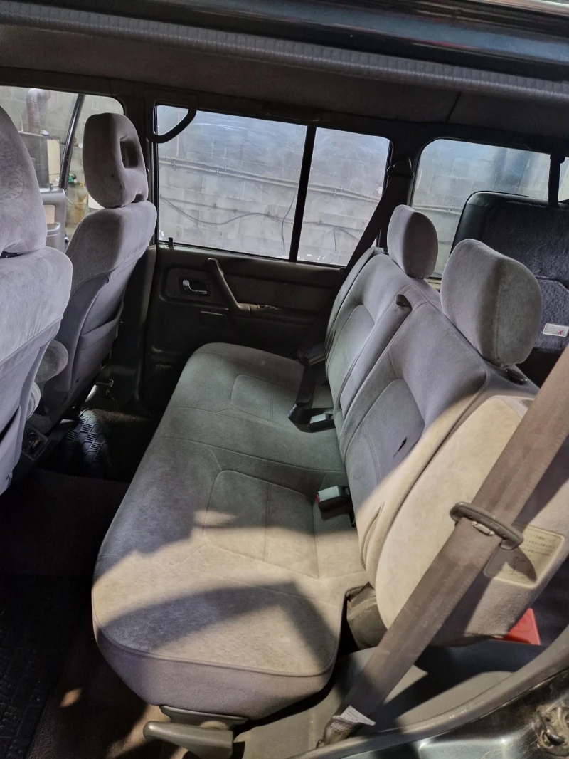 Mitsubishi Pajero 2.5 TDI, снимка 10 - Автомобили и джипове - 53194521